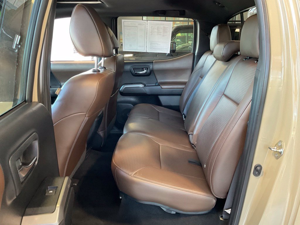 Used 2019 Toyota Tacoma Limited AWD/4WD image 22