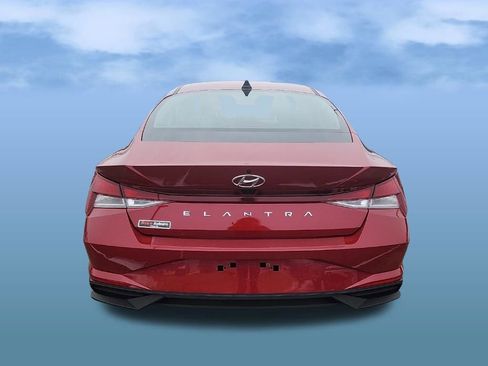 Certified 2023 Hyundai Elantra SEL image 6