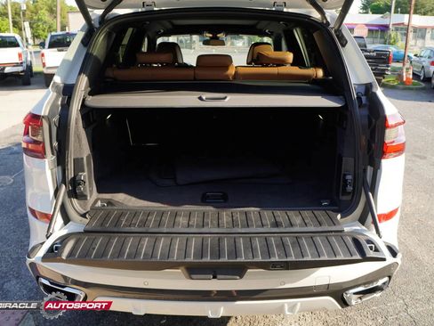Used 2019 BMW X5 xDrive40i w/ M Sport Package AWD/4WD image 28