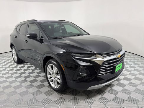 Used 2022 Chevrolet Blazer LT w/ Sound & Technology Package FWD image 7