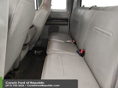Used 2006 Ford F250 XL image 19