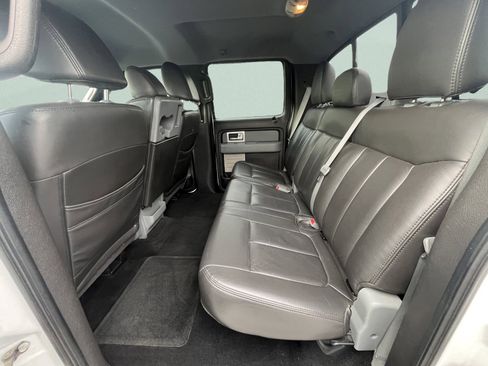 Used 2011 Ford F150 XLT w/ XLT Chrome Pkg image 12