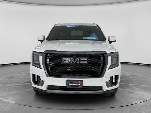 Used 2023 GMC Yukon XL Denali Ultimate AWD/4WD image 8