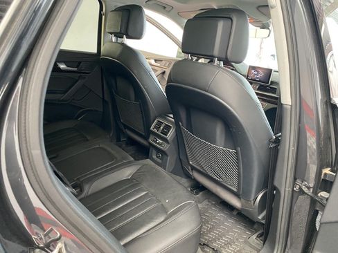 Used 2018 Audi Q5 2.0T Premium Plus w/ Premium Plus Package AWD/4WD image 11