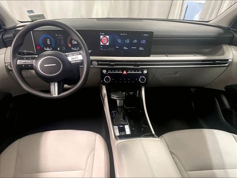 Certified 2025 Hyundai Tucson SEL image 22