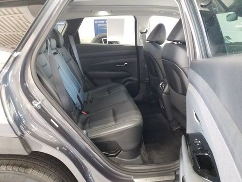 Certified 2025 Hyundai Tucson Limited AWD/4WD image 15