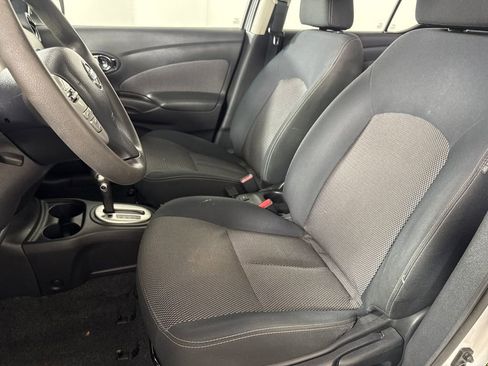 Used 2016 Nissan Versa SV image 12