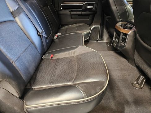 Used 2022 RAM 2500 Laramie AWD/4WD image 9