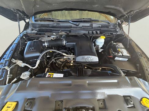 Used 2022 RAM 1500 Classic Warlock w/ Electronics Group AWD/4WD image 36