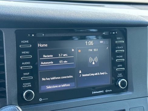 Used 2020 Toyota Sienna LE image 34