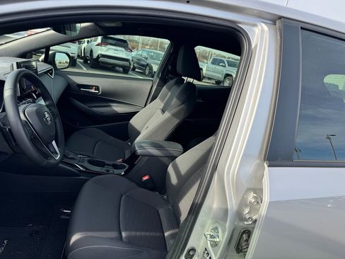 Certified 2025 Toyota Corolla SE image 11