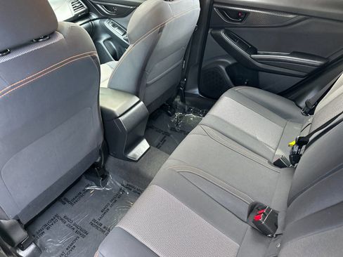 Used 2023 Subaru Crosstrek 2.0i Premium image 12