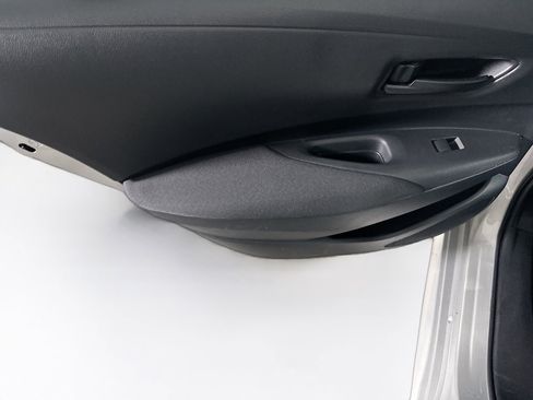 Used 2024 Toyota Corolla LE image 27