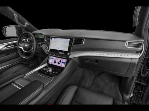 Used 2024 Jeep Grand Wagoneer L Series III w/ HD Trailer Tow Package image 12