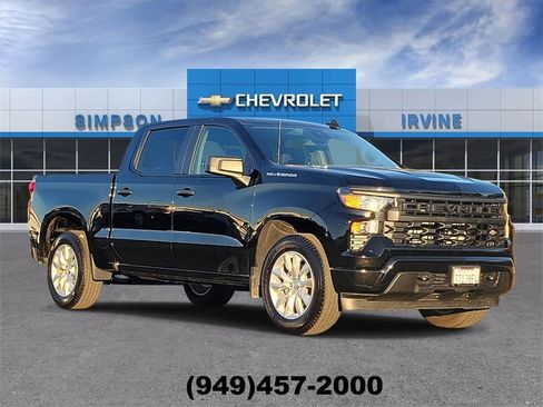 Used 2025 Chevrolet Silverado 1500 Custom image 1