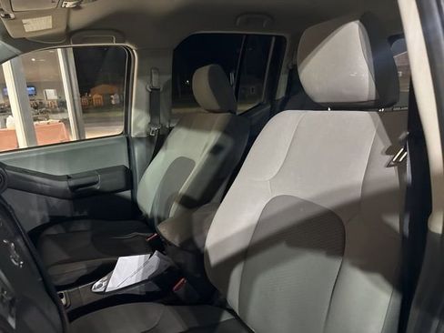 Used 2014 Nissan Xterra S image 5