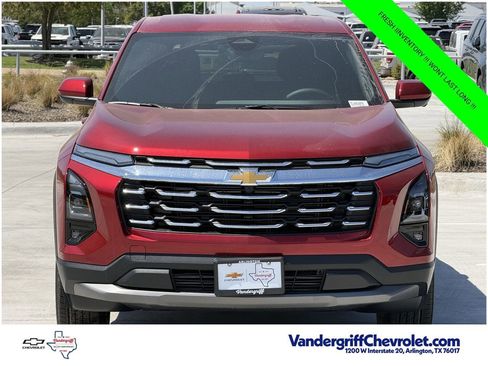 New 2026 Chevrolet Equinox LT w/ Safety and Technology Package FWD image 7