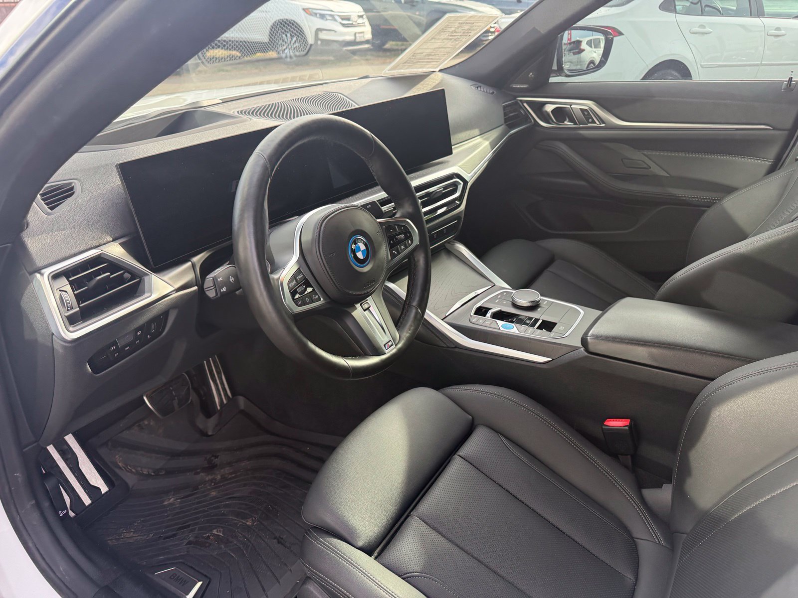 Used 2023 BMW i4 eDrive40 w/ M Sport Package RWD image 13