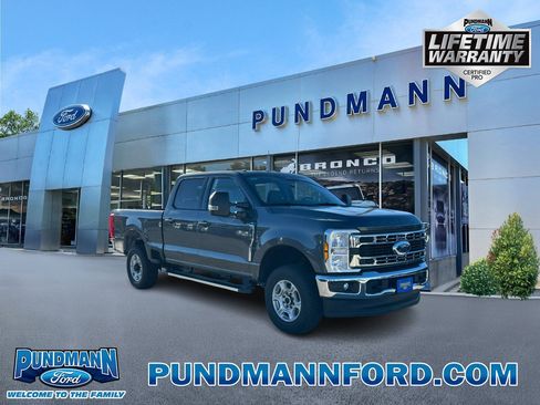 New 2026 Ford F250 XLT w/ FX4 Off-Road Package image 1