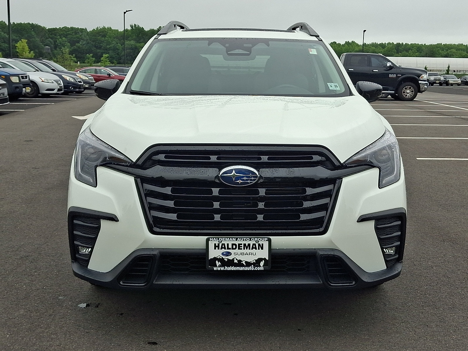 Used 2024 Subaru Ascent Onyx Edition AWD/4WD image 2