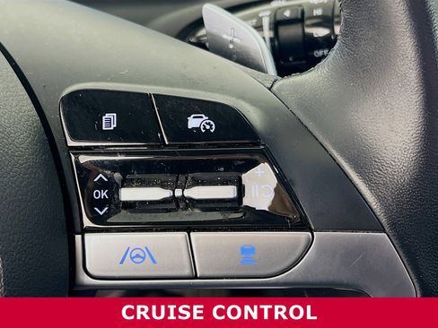 Used 2022 Hyundai Tucson Limited w/ Cargo Package image 16