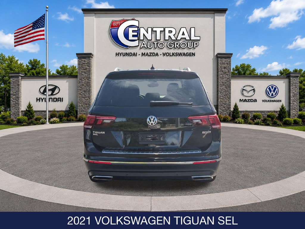 Used 2021 Volkswagen Tiguan SEL AWD/4WD image 7