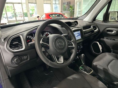 Used 2021 Jeep Renegade Sport w/ Sport Appearance Group AWD/4WD image 39