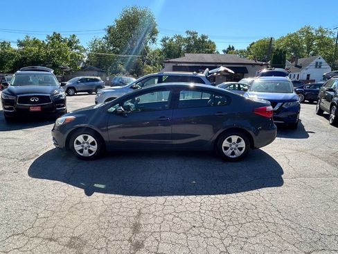 Used 2015 Kia Forte LX w/ Popular Package FWD image 4