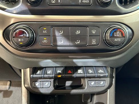 Used 2021 Chevrolet Colorado Z71 w/ Safety Package image 29