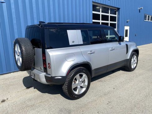Used 2020 Land Rover Defender 110 First Edition image 4
