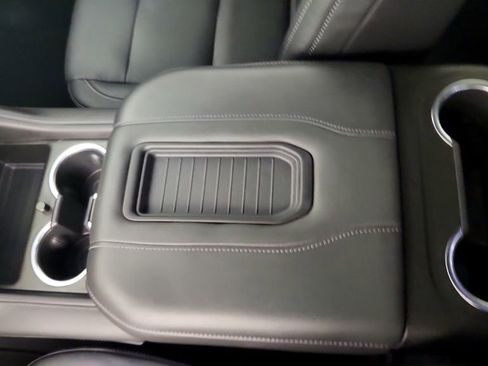 Used 2023 Chevrolet Tahoe LS RWD image 18