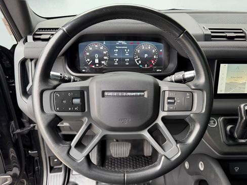 Used 2022 Land Rover Defender 110 X-Dynamic SE AWD/4WD image 36