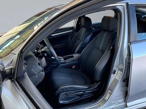 Used 2019 Honda Civic Sport image 18
