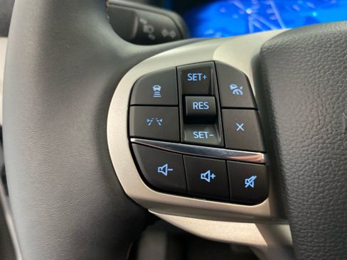 New 2026 Ford Explorer Active AWD/4WD image 21