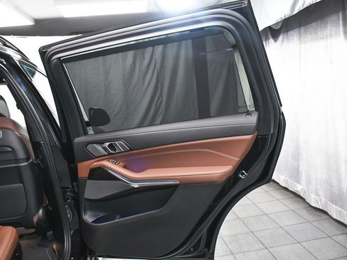 Used 2026 BMW X7 xDrive40i AWD/4WD image 12