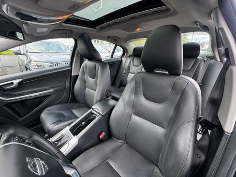 Used 2015 Volvo S60 T5 Premier Plus FWD image 10