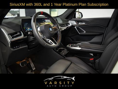 Used 2025 BMW X1 M35i w/ Premium Package image 9
