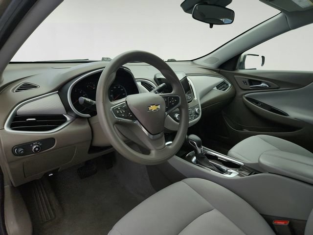 Used 2024 Chevrolet Malibu LT FWD image 9