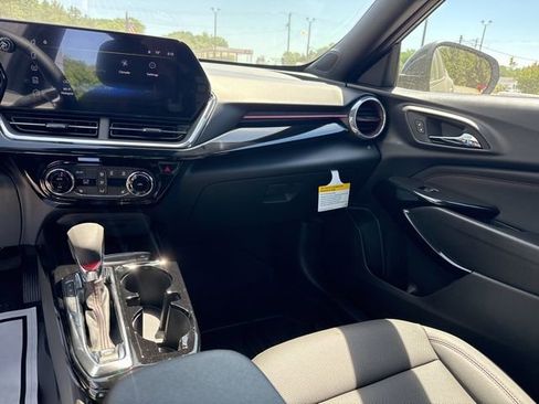 New 2026 Chevrolet Trax RS FWD image 19