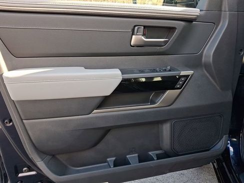 New 2026 Toyota Tundra Limited AWD/4WD image 12