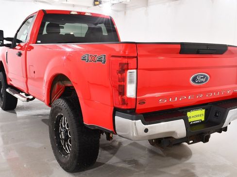 Used 2017 Ford F250 XLT w/ XLT Value Package image 14