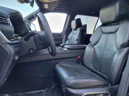 Certified 2024 Jeep Wagoneer L Base w/ Rear Seat Video Group 1 image 20