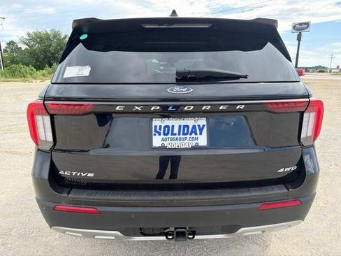New 2026 Ford Explorer Active w/ Active Comfort Package AWD/4WD image 10