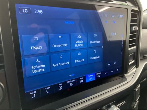 Used 2024 Ford F150 Lariat w/ Equipment Group 502A High image 37