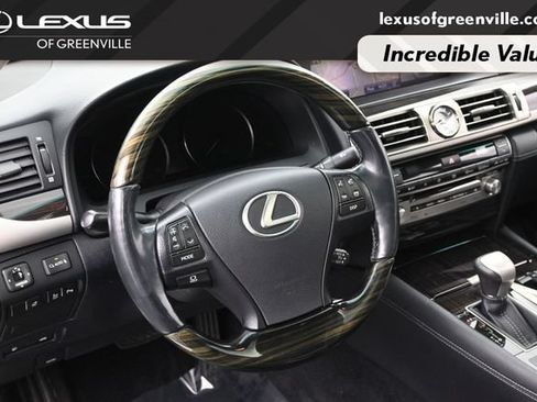 Used 2013 Lexus LS 460 w/ Comfort Pkg RWD image 22