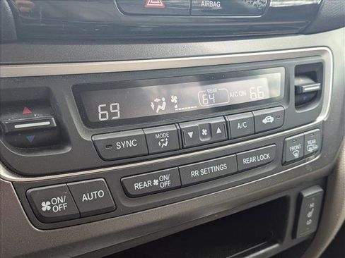 Used 2018 Honda Pilot EX-L image 12