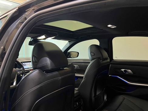 Used 2022 BMW 330i xDrive Sedan w/ Driving Assistance Package image 12