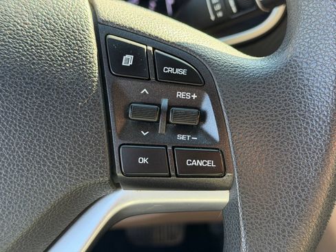 Used 2021 Hyundai Tucson Value FWD image 28