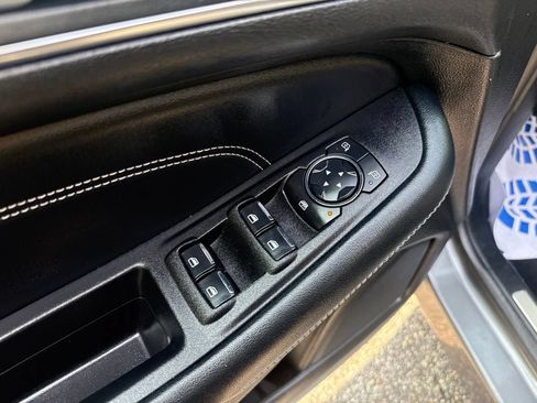 Used 2024 Ford Edge Titanium AWD/4WD image 11
