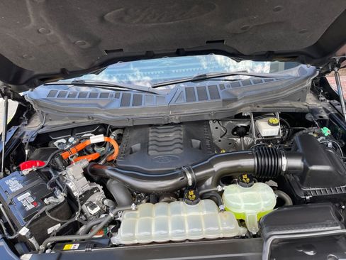 Used 2023 Ford F150 Lariat AWD/4WD image 40